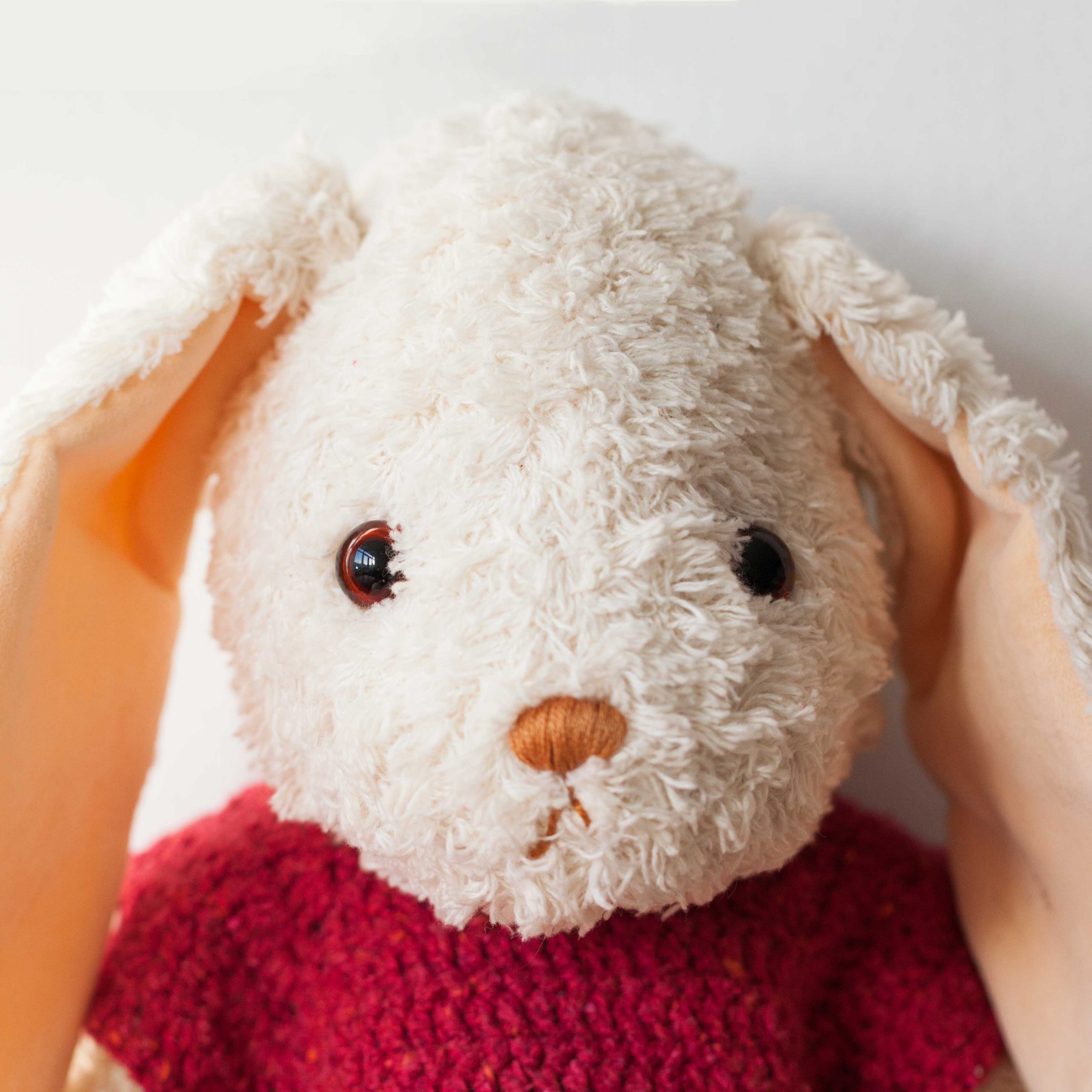 Feline with red dress - a sewing pattern